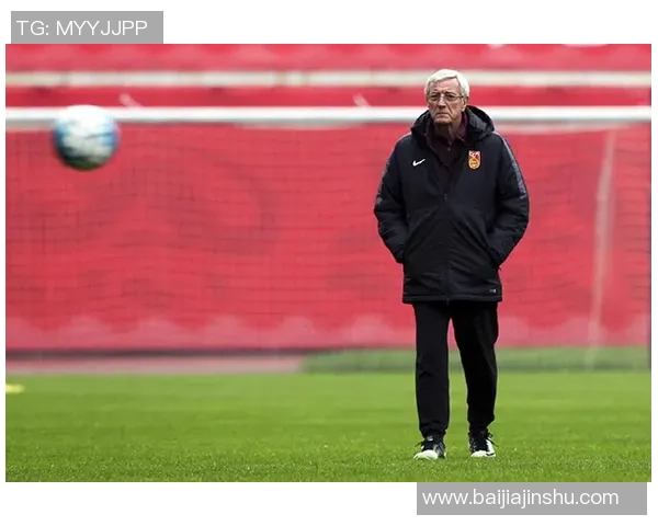 三十多岁足球球星的巅峰与转折：经验与年轻并存的黄金时代