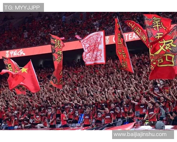 中国足球队历史球星排名:顶级球员实力对比与荣耀时刻回顾 中国足球队历史球星排名:顶级球员实力对比与荣耀时刻回顾