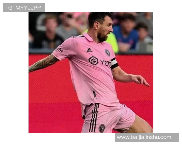 足球场上的颜值担当 这些球星不仅技艺出众更是迷倒众多球迷